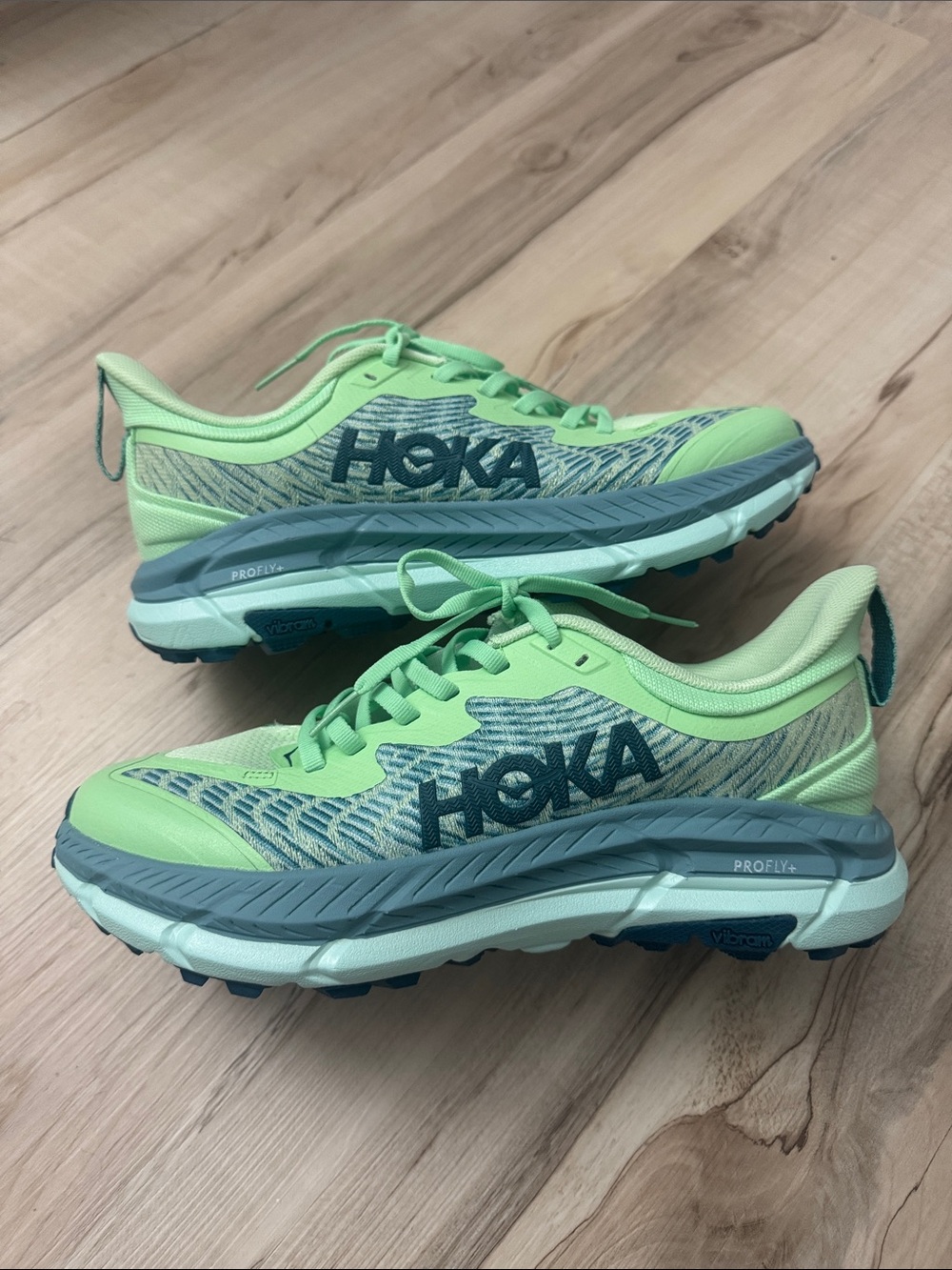 New Mens Hoka Mafate Speed 4 size. 7